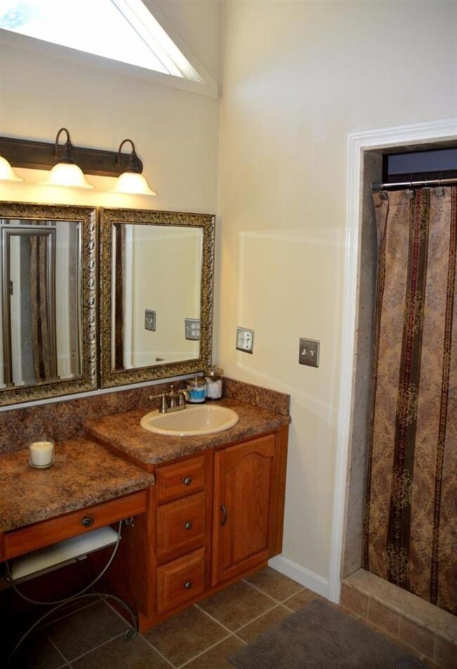 6 Foundry Cir, West Wareham, MA 02576 - photo 5