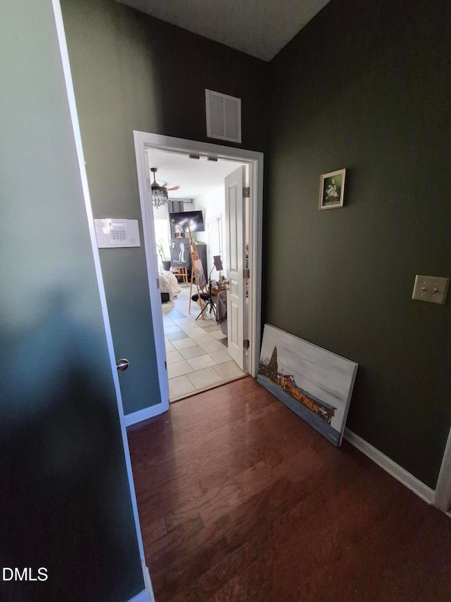 705 Keystone Park Dr unit 14, Morrisville, NC 27560 - photo 3