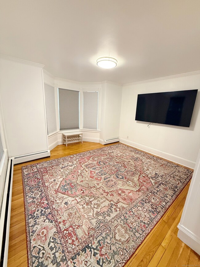 1716 Farmington Ave unit 1st Floor, Unionville, CT 06085 - photo 6