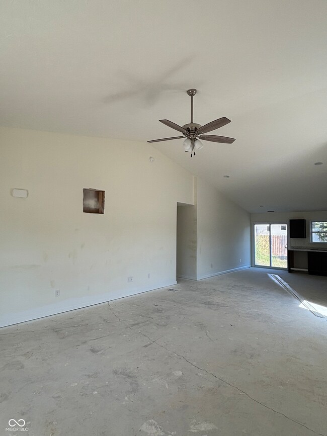 3766 Berkdale Dr, Columbus, IN 47203 - photo 5