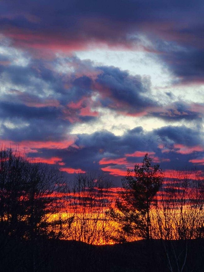 1264 2nd Nh Turnpike N, Francestown, NH 03043 - photo 4