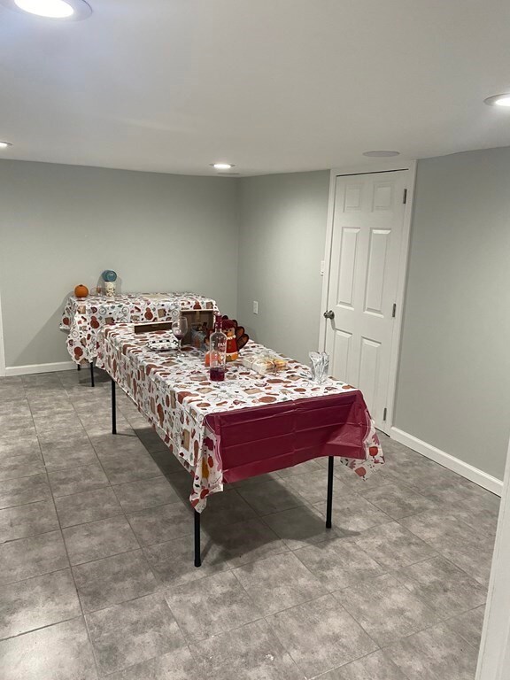 32 Dawes St unit 34, Springfield, MA 01109 - photo 6