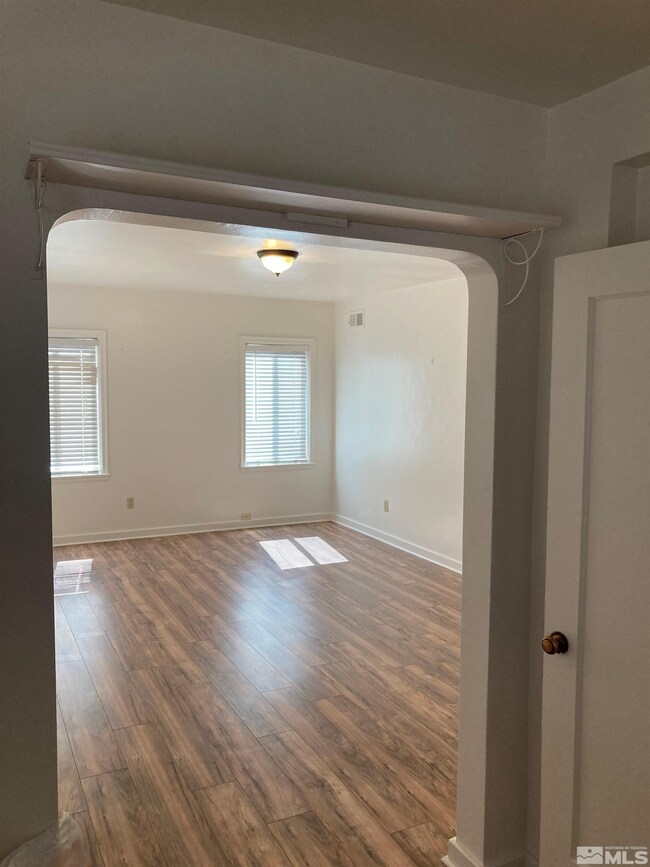 739 16th St, Sparks, NV 89431 - photo 2