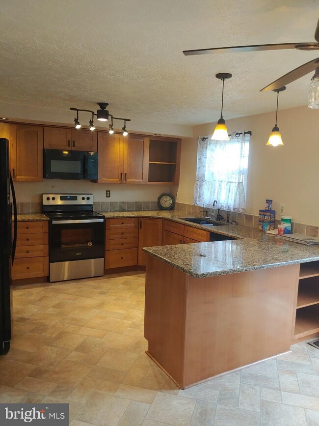 152 Laurel Woods Ct, Abingdon, MD 21009 - photo 4