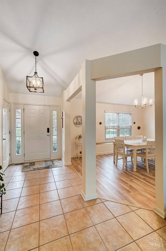 76 Hillcrest Dr, Springboro, OH 45066 - photo 4