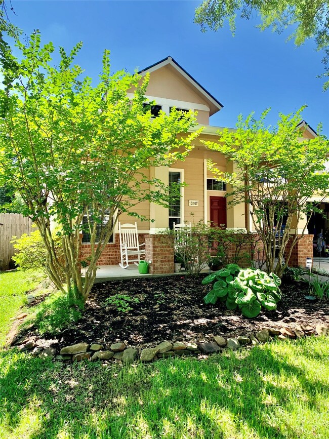 Another view of porch.