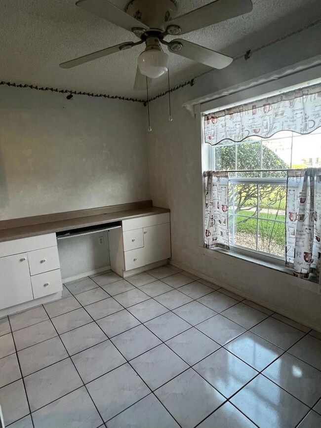 1048 Plantation Dr unit E9, Kissimmee, FL 34741 - photo 6