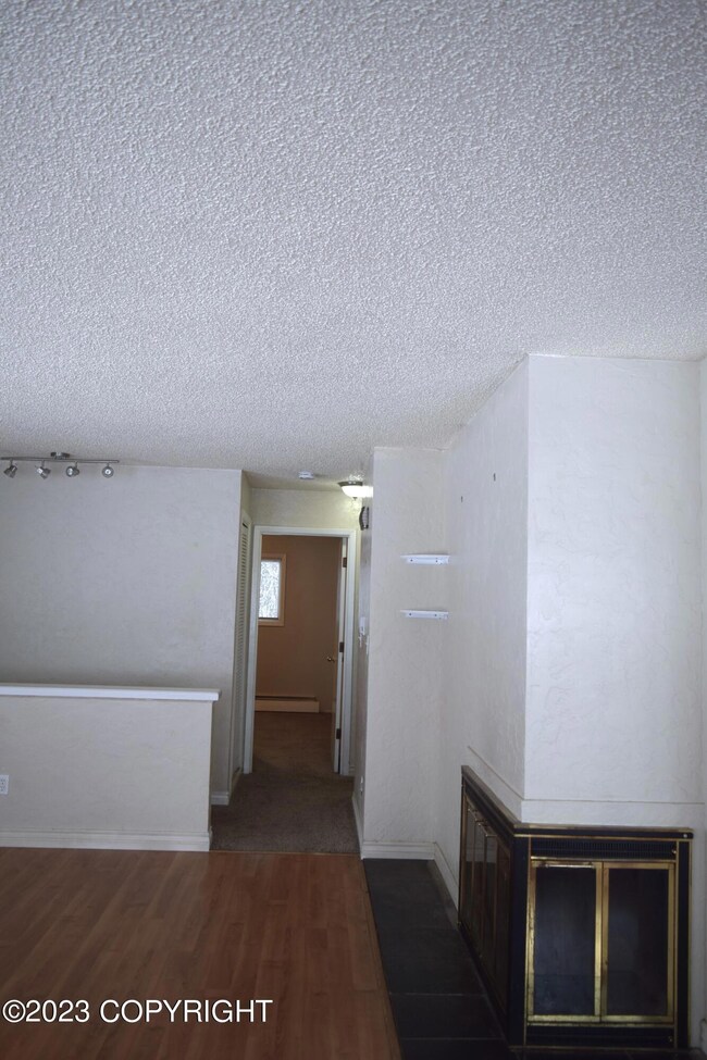 618 W 75th Ave unit A, Anchorage, AK 99518 - photo 7
