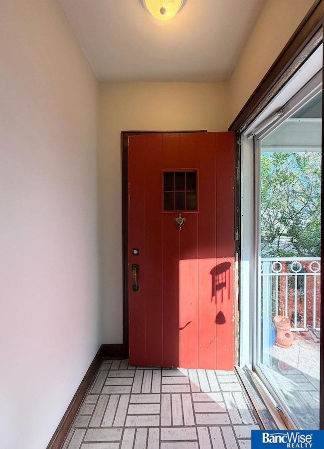 1245 S 26th St, Lincoln, NE 68502 - photo 6