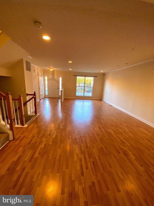 10836 Sherwood Hill Rd, Owings Mills, MD 21117 - photo 7