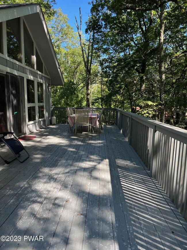 117 Granite Dr, Hawley, PA 18428 - photo 5