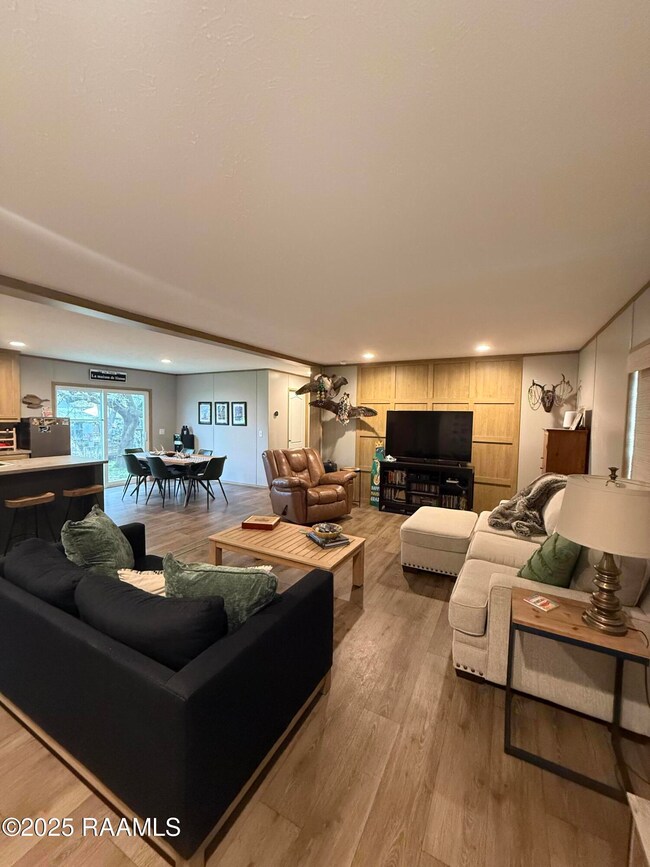 1041 Jean Lafitte St, Breaux Bridge, LA 70517 - photo 4