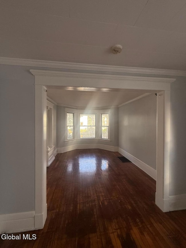 32 Elm St, Schenectady, NY 12304 - photo 6