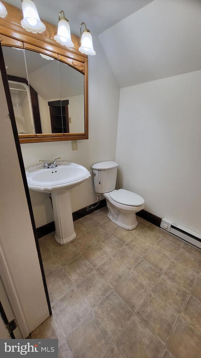 217 E Market St unit 5, Orwigsburg, PA 17961 - photo 5