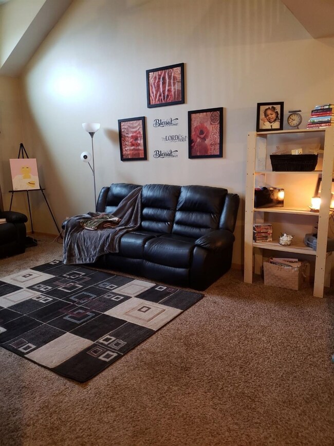 4941 W 93rd Ct, Crown Point, IN 46307 - photo 3