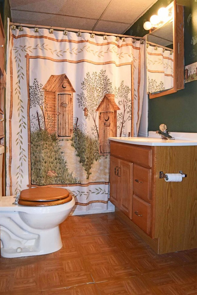 Main Floor Bathroom