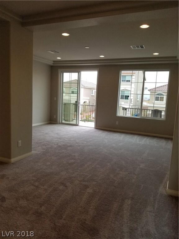 6425 Jackson Spring Rd, Las Vegas, NV 89118 - photo 7