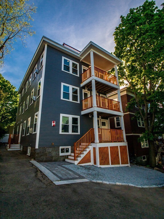 28 Leland St unit 1, Jamaica Plain, MA 02130 - photo 2