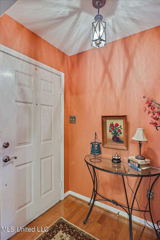 06-103 Pebble Ln