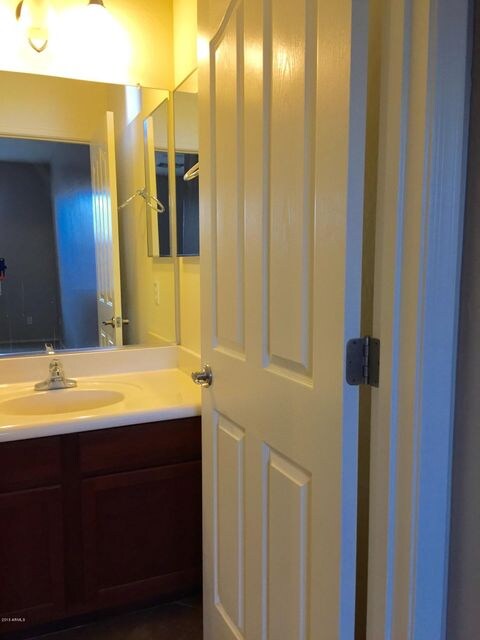 3rd Bathroom (1) 2742 E Boston St