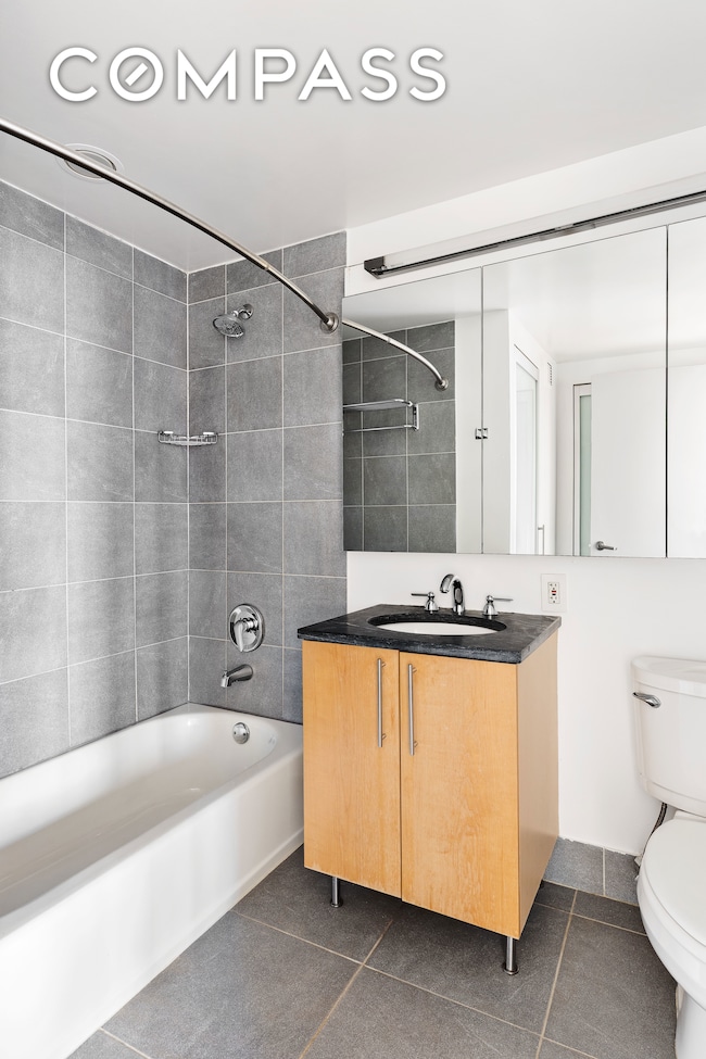 242 E 25th St unit 12B, New York, NY 10010 - photo 6