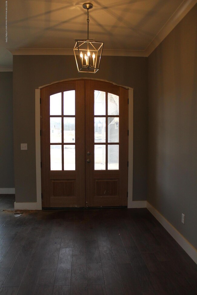 LOT 17WR FOYER