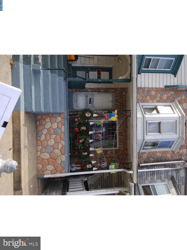 1034 Mulberry St, Reading, PA 19604 - photo 2