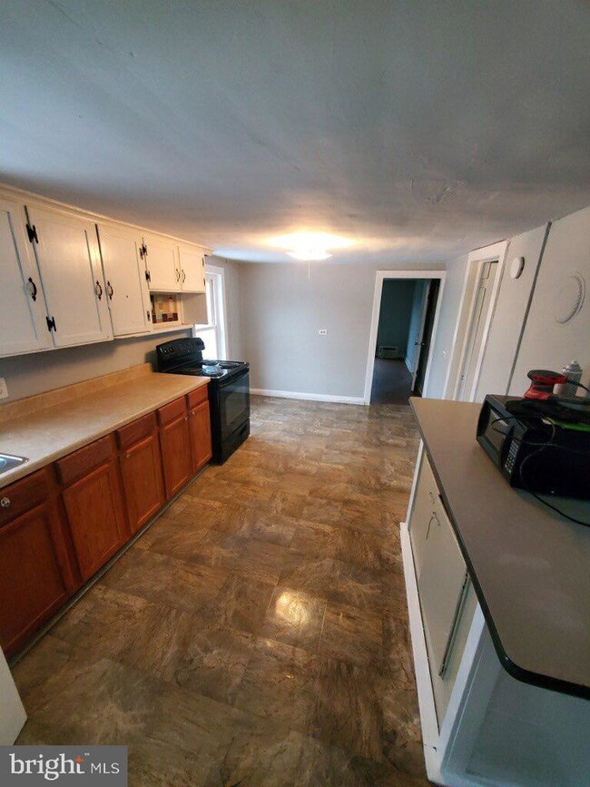 825 Bedington Rd unit 3, Martinsburg, WV 25404 - photo 3