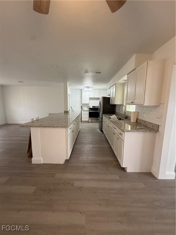 4902 Nassau Ct, Cape Coral, FL 33904 - photo 6