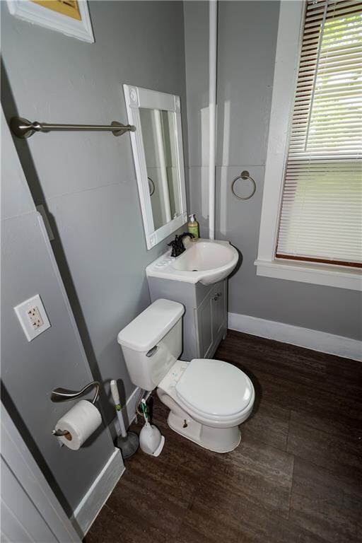 3939 4th St, Des Moines, IA 50313 - photo 4