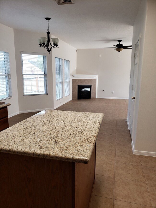 2423 July Sky Ct, Spring, TX 77386 - photo 3