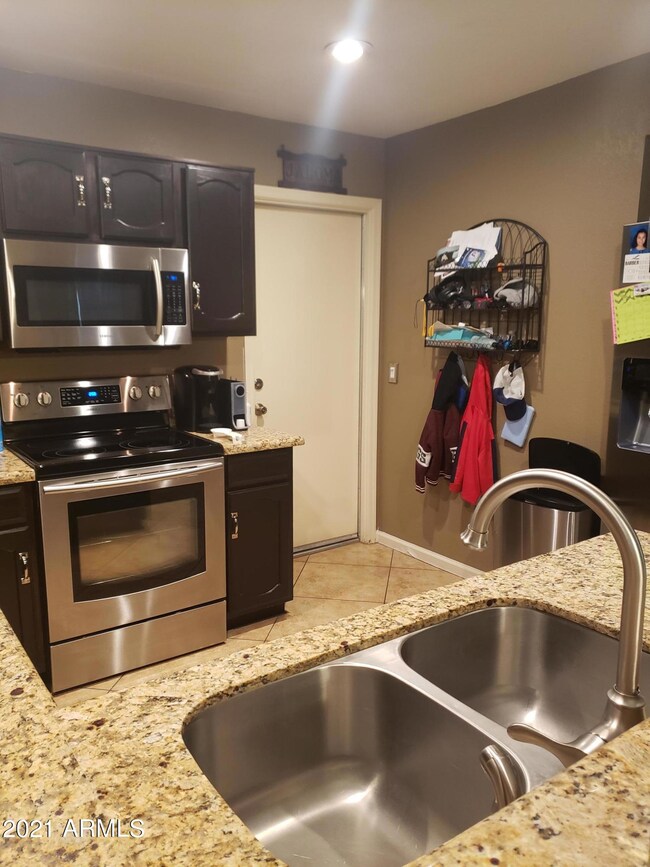 stainless steel sink