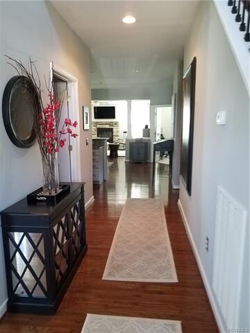 Hallway from Foyer Leading to Kitchen area. Includ