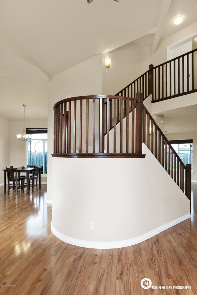 3_Entry_Stairway