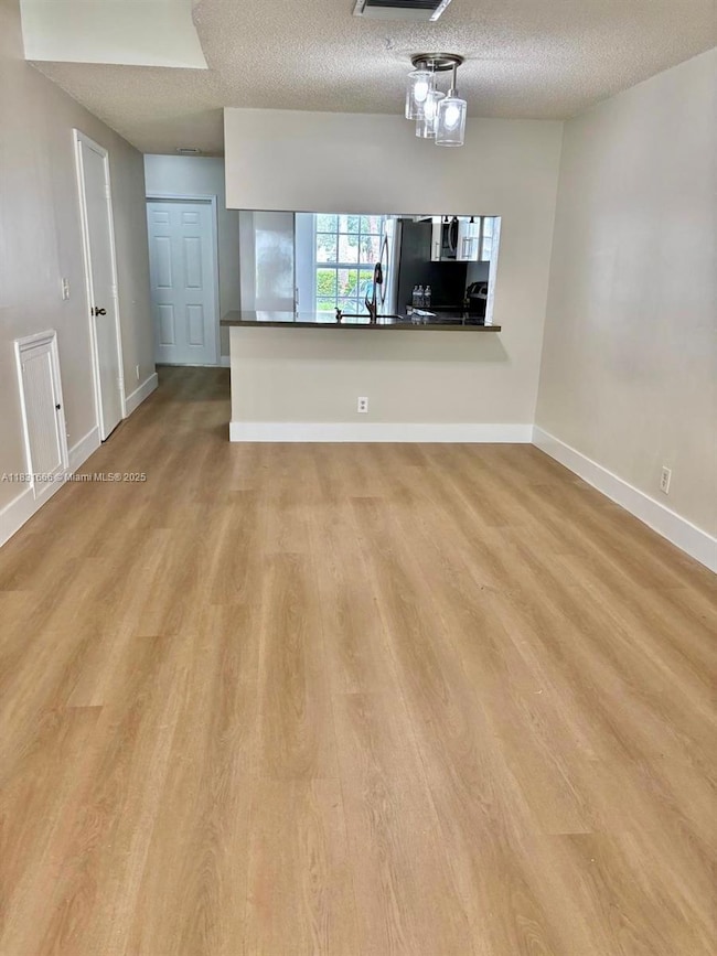 2 Simonton Cir, Weston, FL 33326 - photo 4