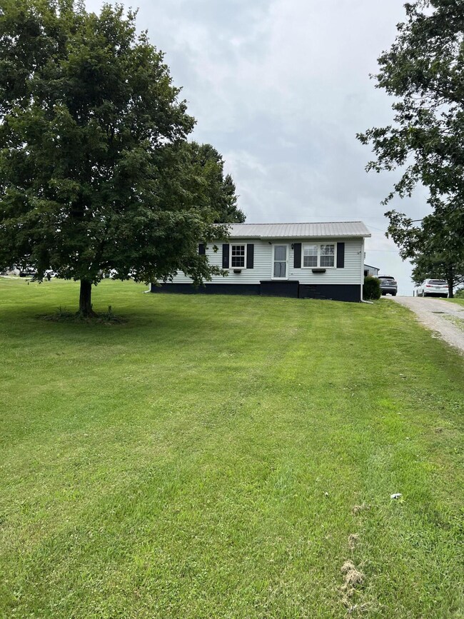 7042 Mount Gilead Rd, Maysville, KY 41056 - photo 2