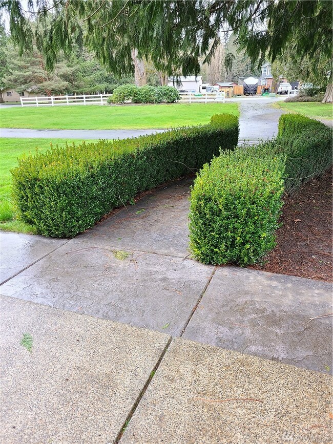 21017 178th St E, Orting, WA 98360 - photo 4