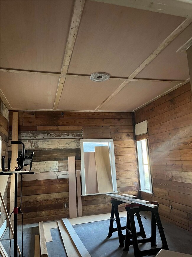 1218 W Woodard St, Denison, TX 75020 - photo 5