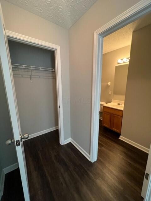 9335 Polaris Green Dr, Columbus, OH 43240 - photo 2