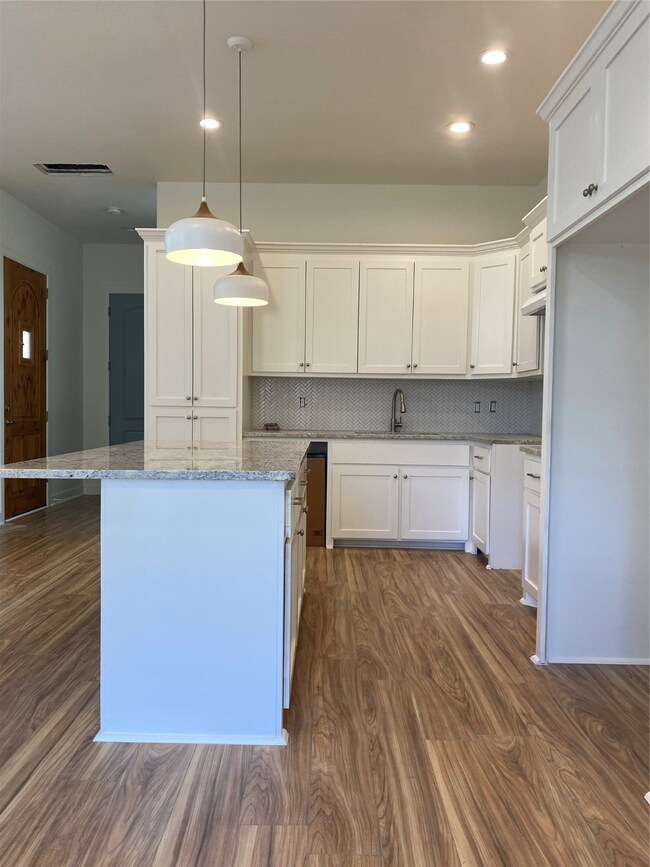 8019 Easter St, Houston, TX 77088 - photo 6