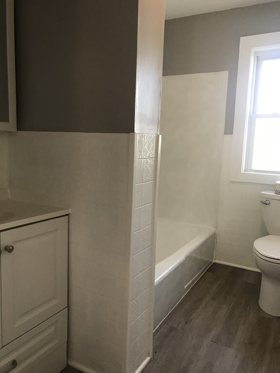 154 Highland Ave unit 2F, Quincy, MA 02170 - photo 7