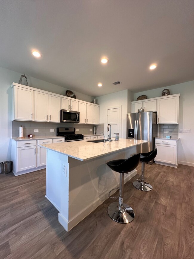 10417 Plateau Point Trail, Conroe, TX 77384 - photo 6