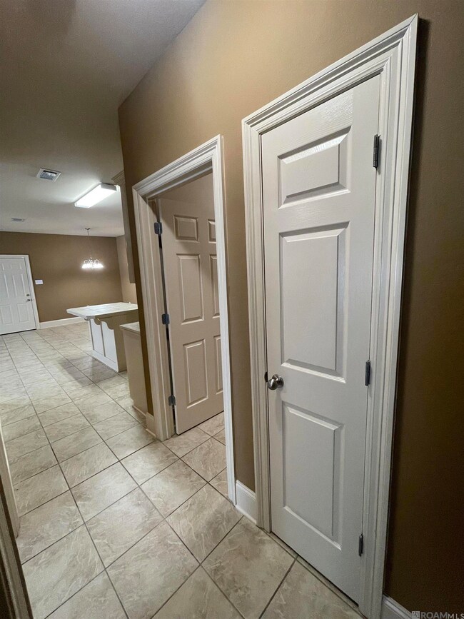 15092 Rimrock Ct, Baton Rouge, LA 70819 - photo 5