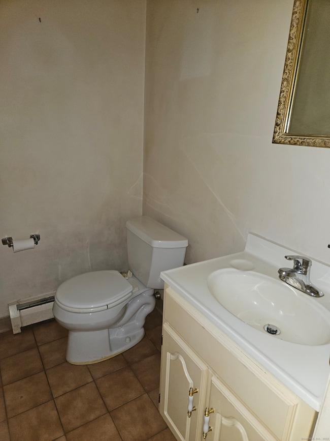 38 Sutton Place unit 38, Bloomfield, CT 06002 - photo 7