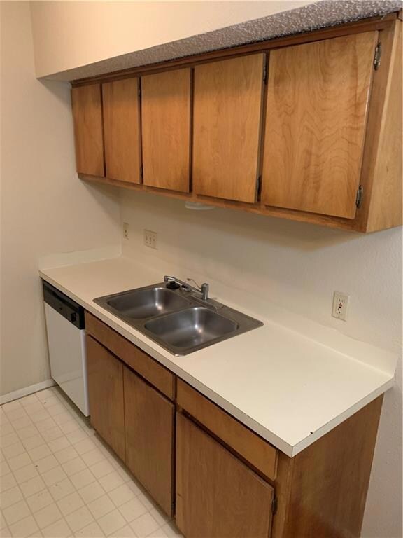 3316 Guadalupe St unit 211, Austin, TX 78705 - photo 4