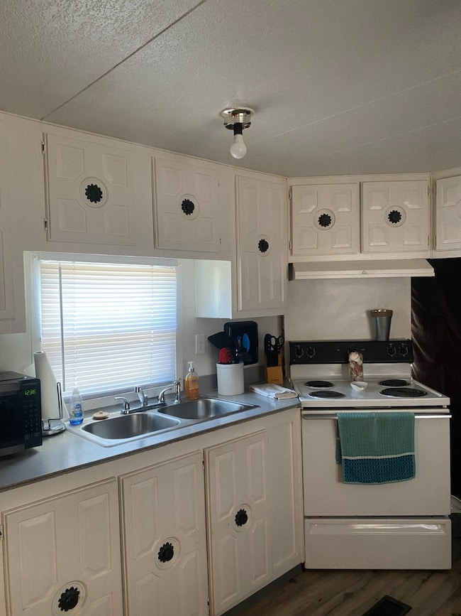 1310 Fleming Ave unit C-94, Ormond Beach, FL 32174 - photo 7