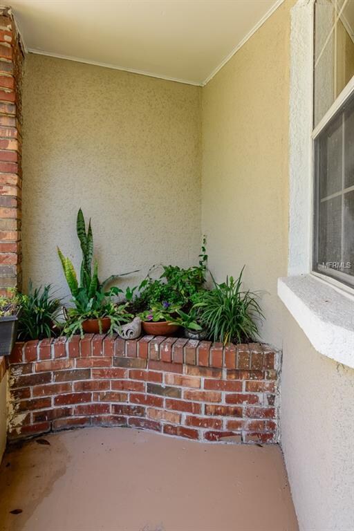 Curved Brick Planter - Already Embellished with Lo