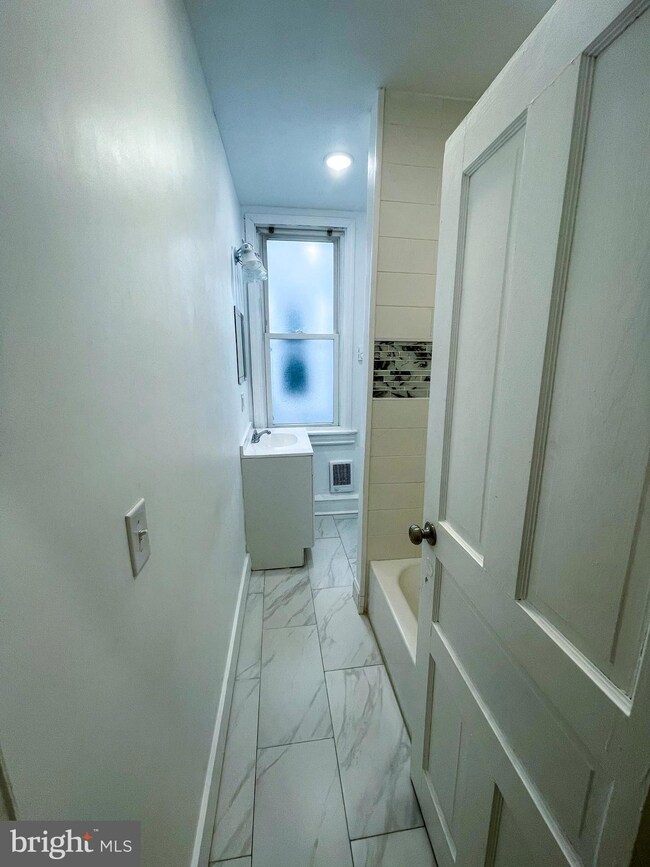 325 N Burlington St unit 1, Gloucester City, NJ 08030 - photo 6