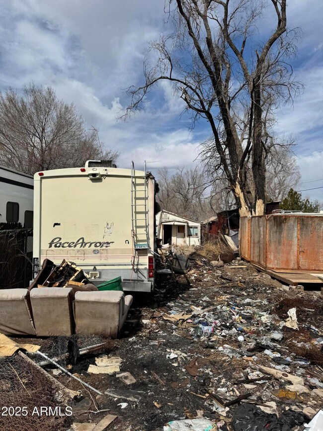 47226 N Third St, Ash Fork, AZ 86320 - photo 2