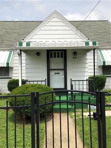 412 Walnut St, Latrobe, PA 15650 - photo 3